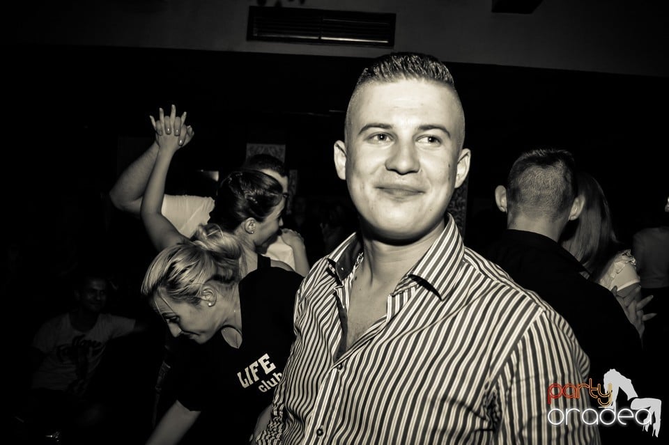 Muzica live Blaga de la Oradea, 