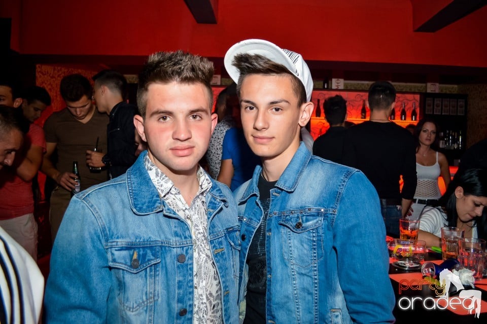 Muzica live Blaga de la Oradea, 