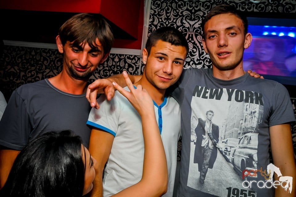 Muzica live Blaga de la Oradea, 