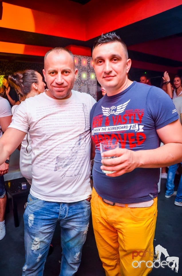 Muzica live Blaga de la Oradea, 