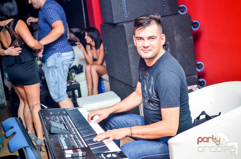 Muzica live Blaga de la Oradea, 