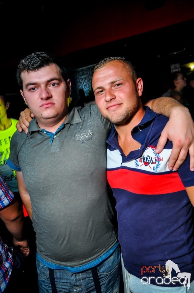 Muzica live Blaga de la Oradea, 