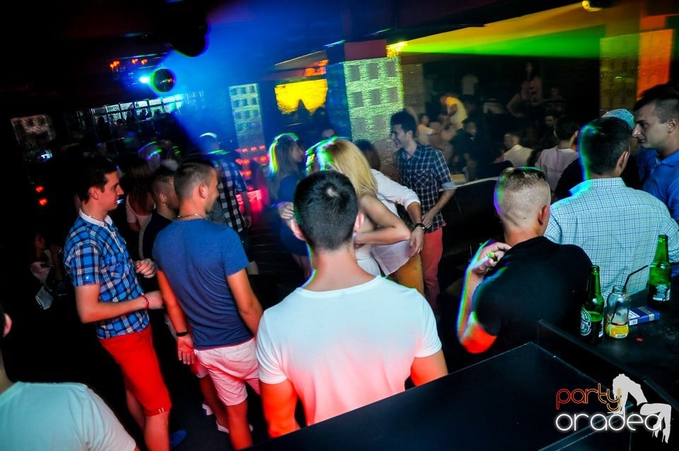 Muzica live Blaga de la Oradea, 