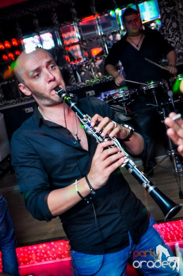 Muzica live Blaga de la Oradea, 