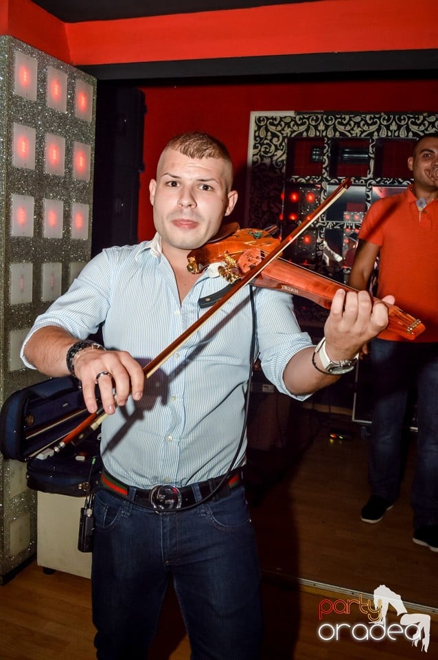 Muzica live Blaga de la Oradea, 