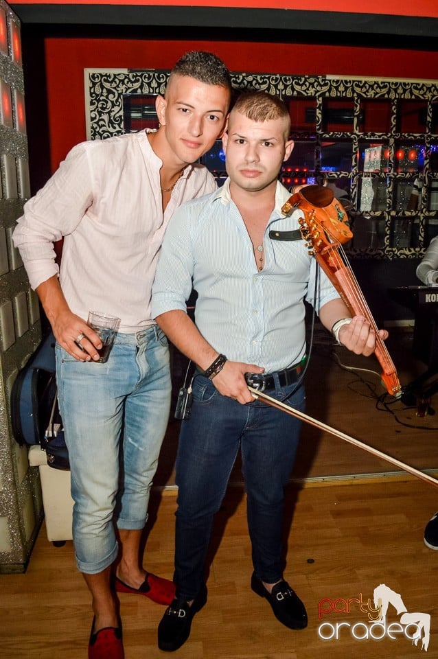 Muzica live Blaga de la Oradea, 