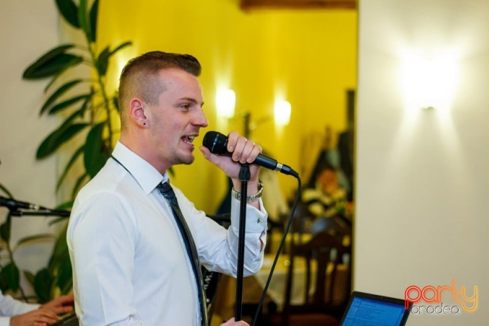 Muzică live în Restaurant Emporium, Restaurant Emporium