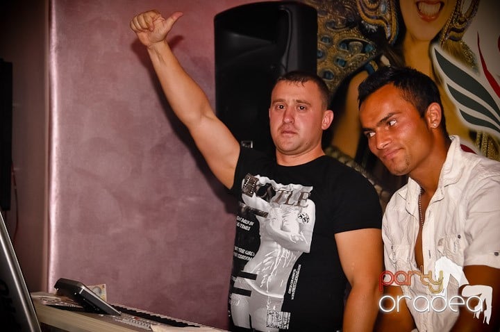 Muzică live în Rio Club, 