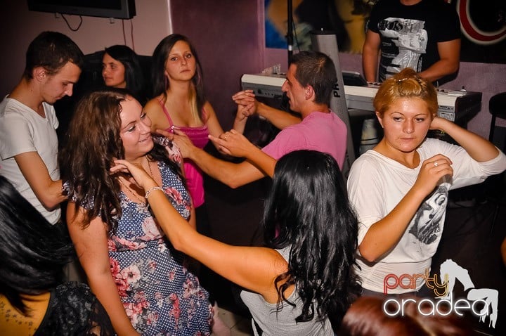 Muzică live în Rio Club, 