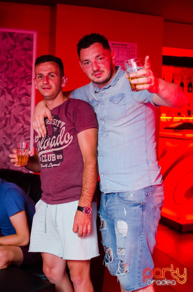 Muzica live @ Life Club, 