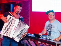 Muzica live @ Life Club