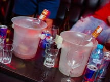 Muzica live @ Life Club