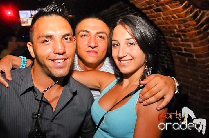 Muzică şi dans în Escape, 