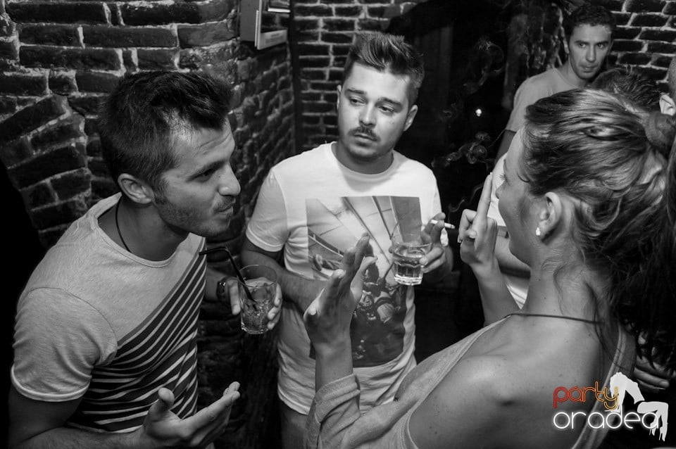 Muzică şi voie bună în Club Escape, 