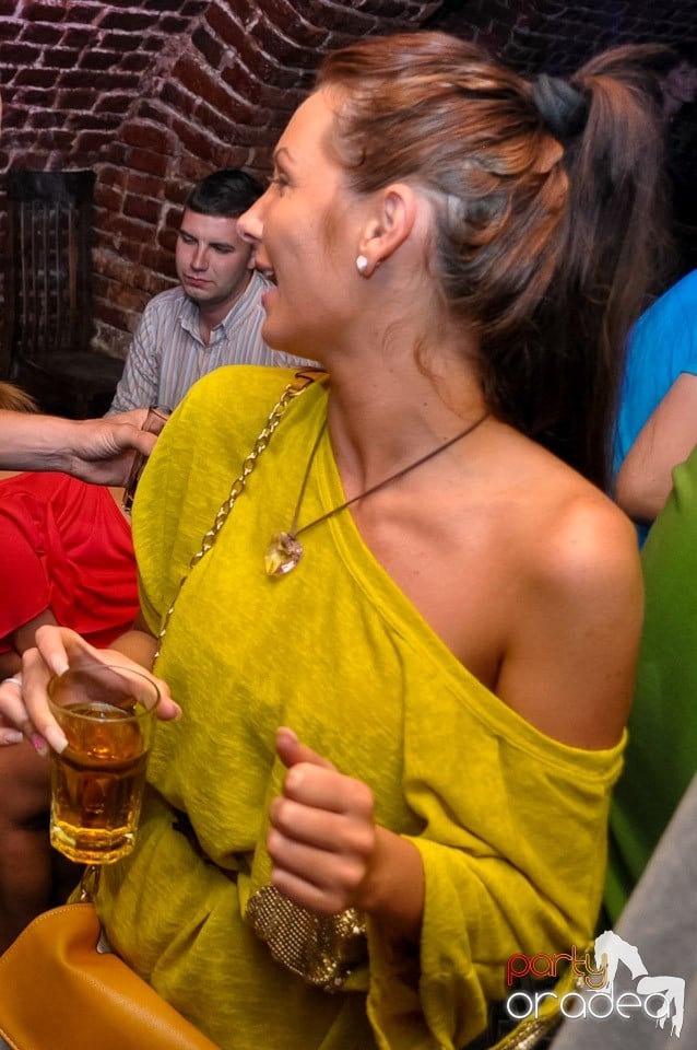 Muzică şi voie bună în Club Escape, 