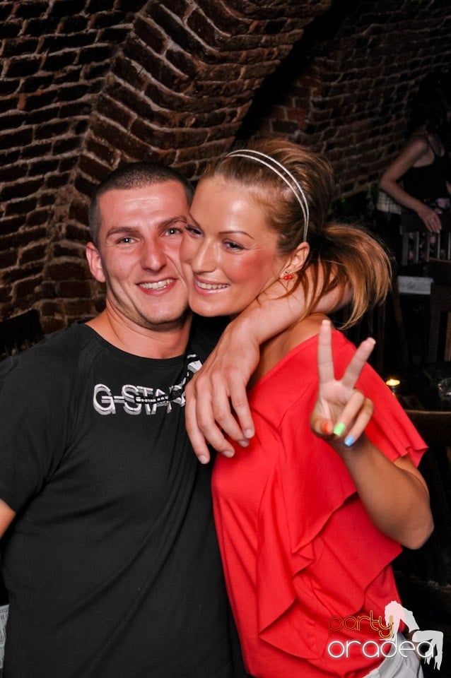 Muzică şi voie bună în Club Escape, 