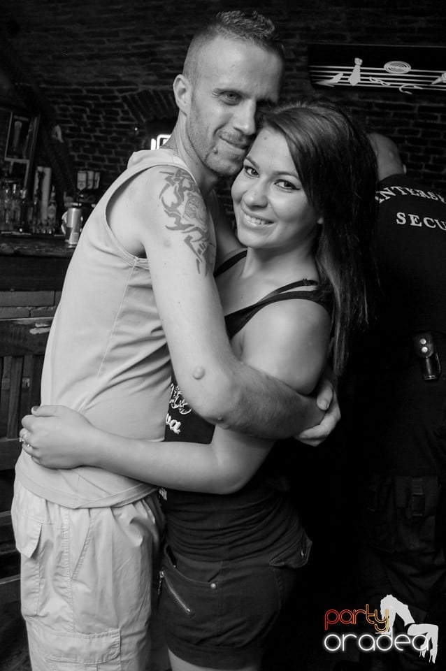 Muzică şi voie bună în Club Escape, 