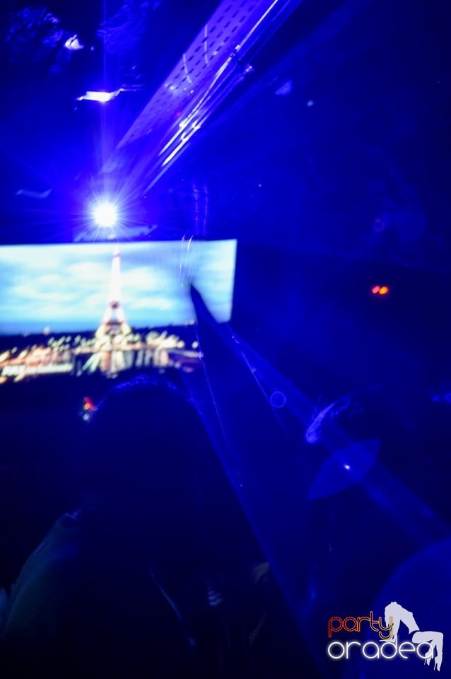 Muzică şi voie bună în Club Escape, 