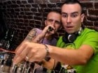 Muzică şi voie bună în Club Escape