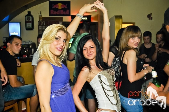 Muzică şi voie bună în Yellow Submarine, 