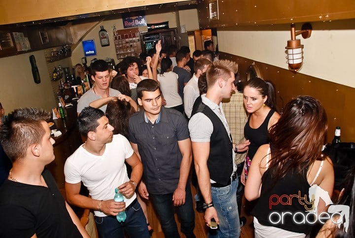 Muzică şi voie bună în Yellow Submarine, 