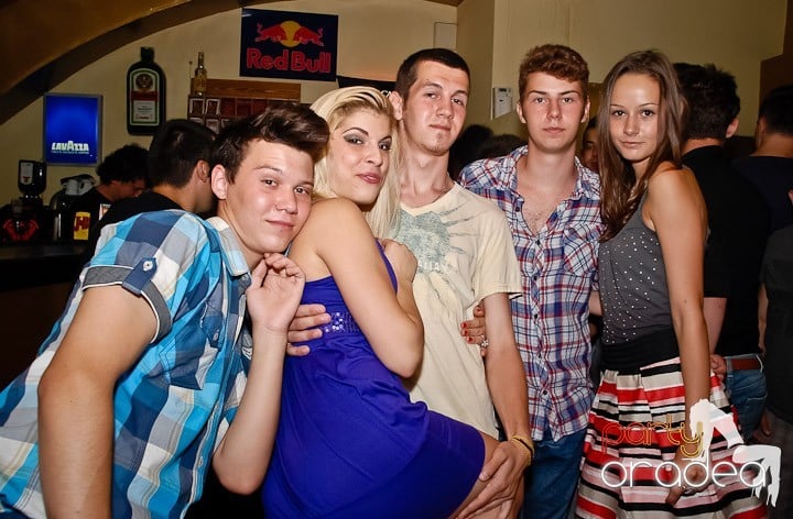 Muzică şi voie bună în Yellow Submarine, 