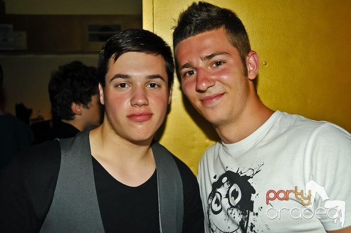 Muzică şi voie bună în Yellow Submarine, 