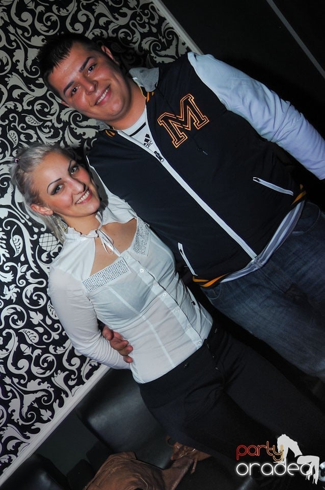 Nebunie în Club Life, 