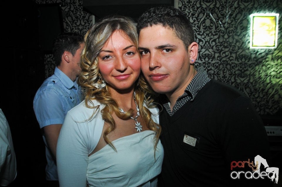 Nebunie în Club Life, 