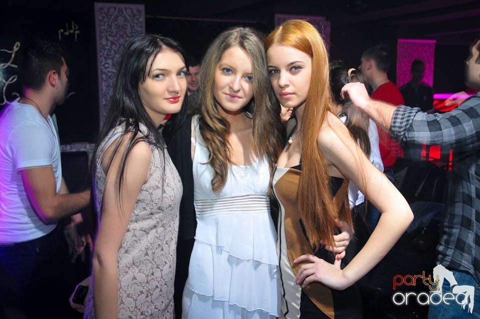 Nebunie în Club Life, 