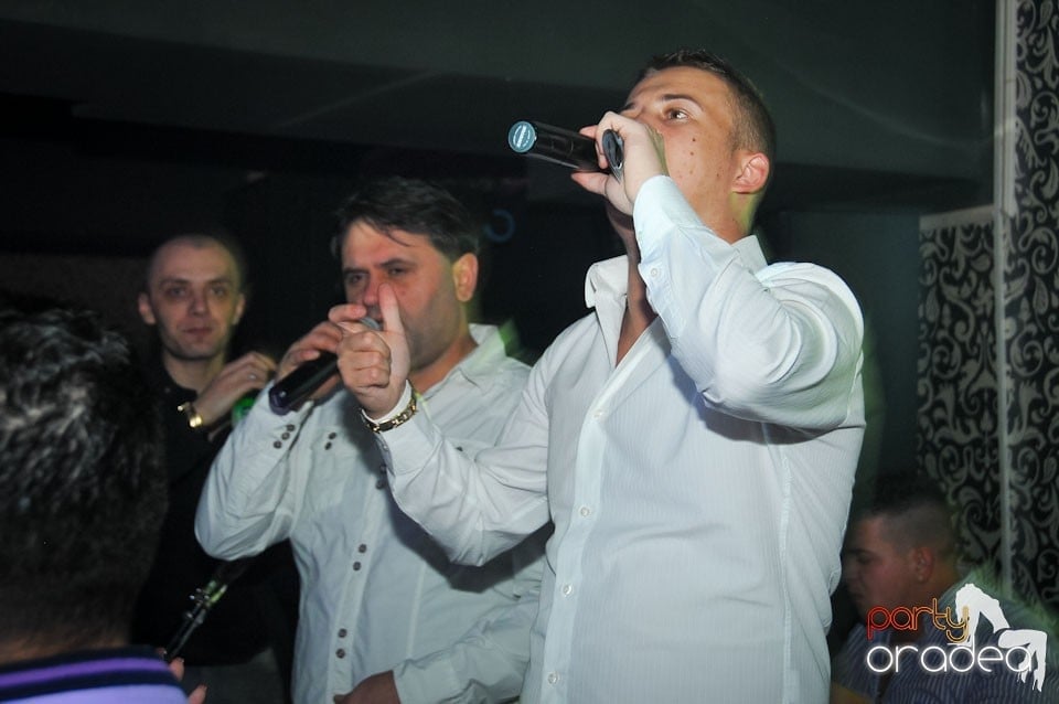 Nebunie în Club Life, 