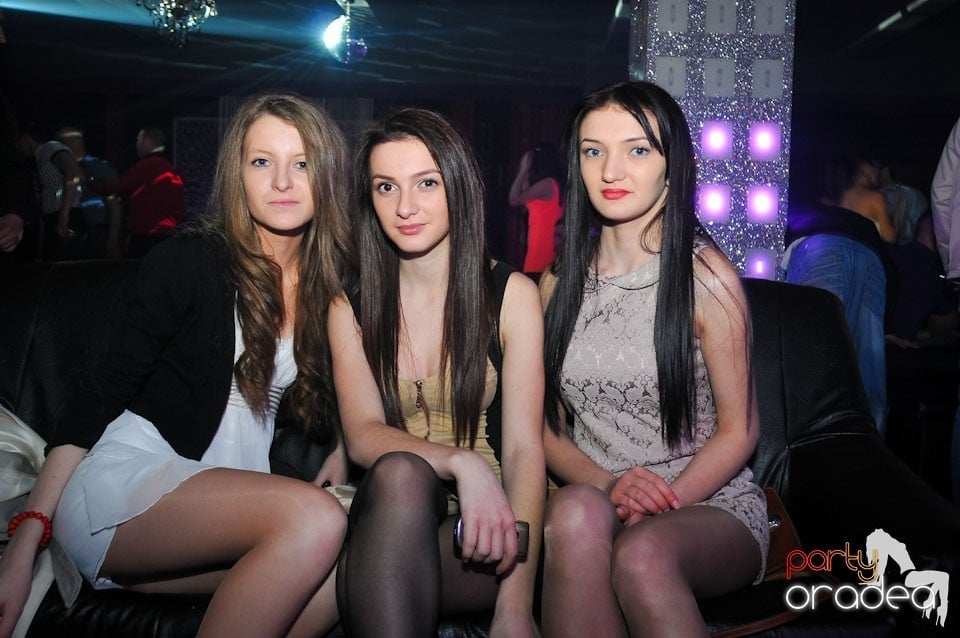 Nebunie în Club Life, 