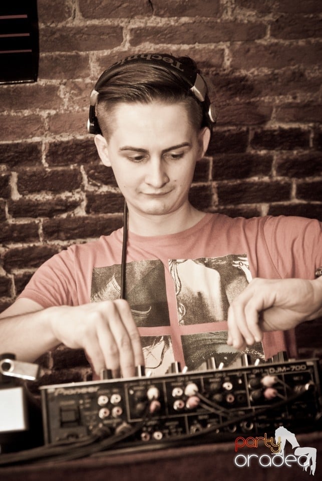 Night Out cu Dj Mihi, 