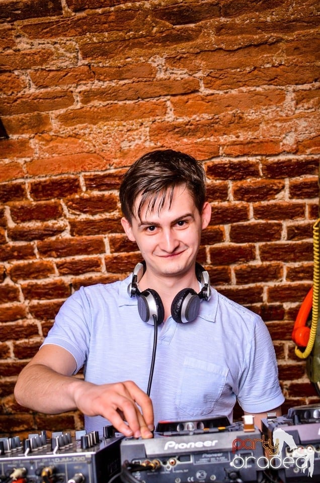 Night Out cu Dj Mihi, 