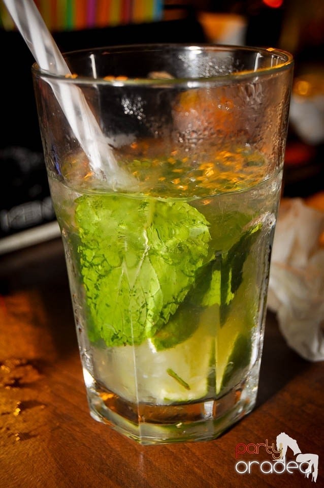 Night Vibes în Zulu Caffe, Zulu Caffe