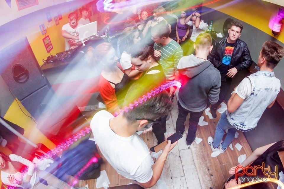 Nmd Halloween Student's Party, 