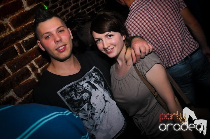 NMD Party în Escape, 