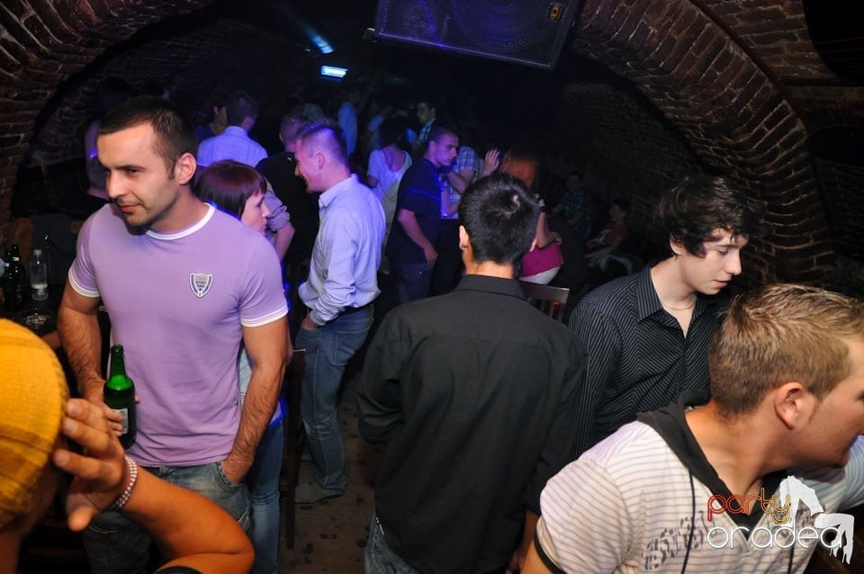 NMD Student Party în Club Escape, 