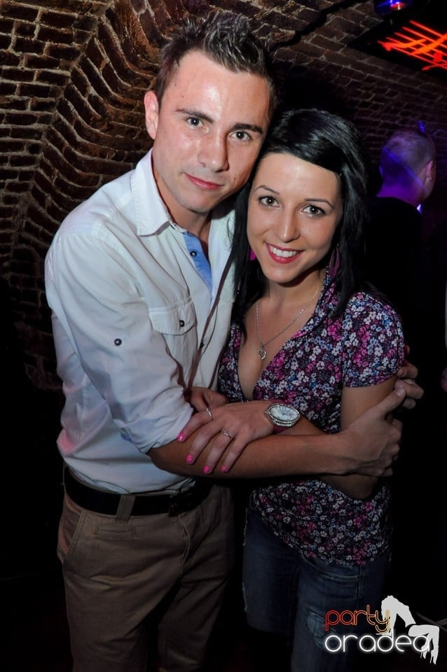 NMD Student's Party cu DJ Dewil în Escape, 