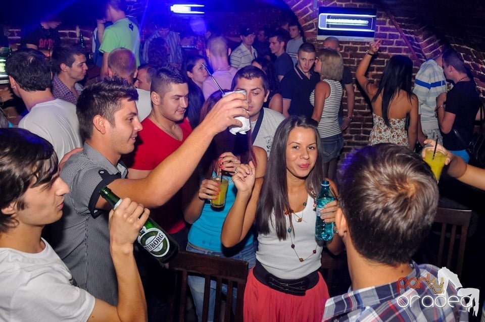 NMD Student's Party în Club Escape, 