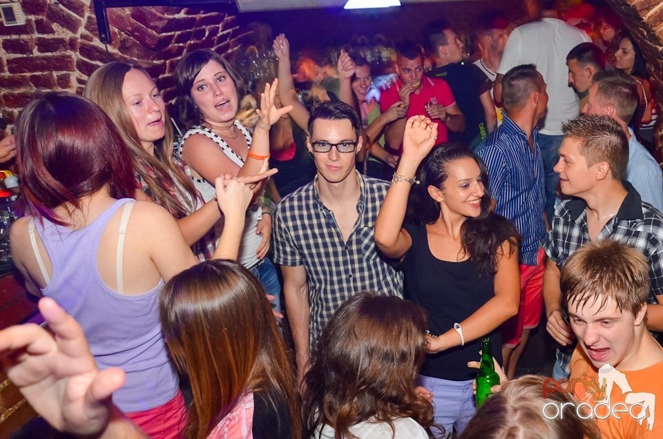 NMD Student's Party în Club Escape, 