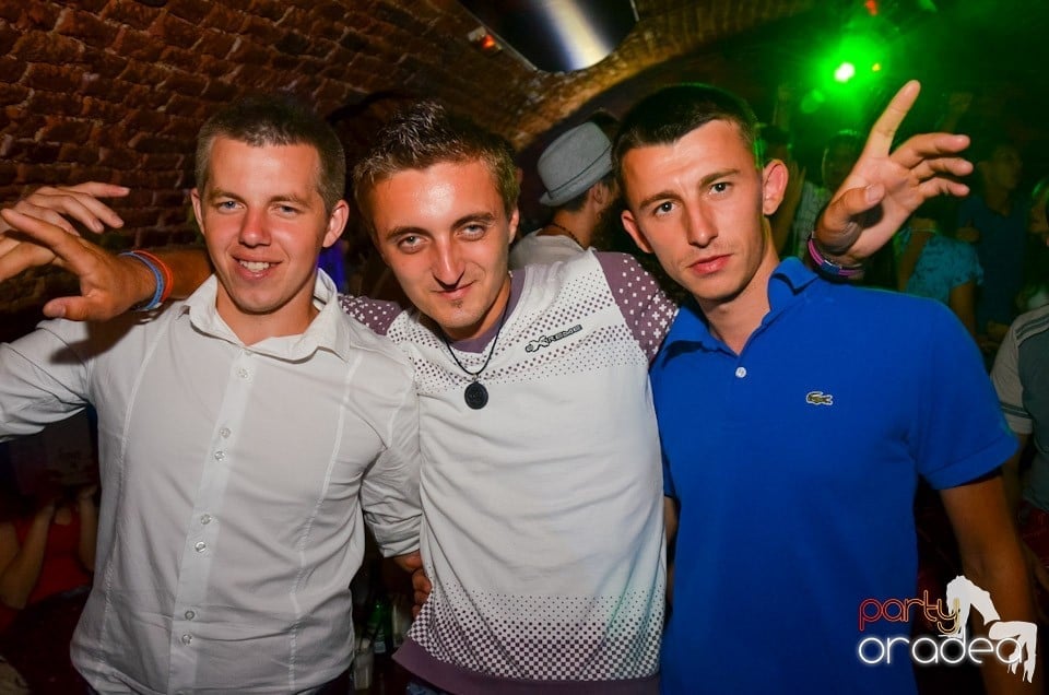 NMD Student's Party în Club Escape, 