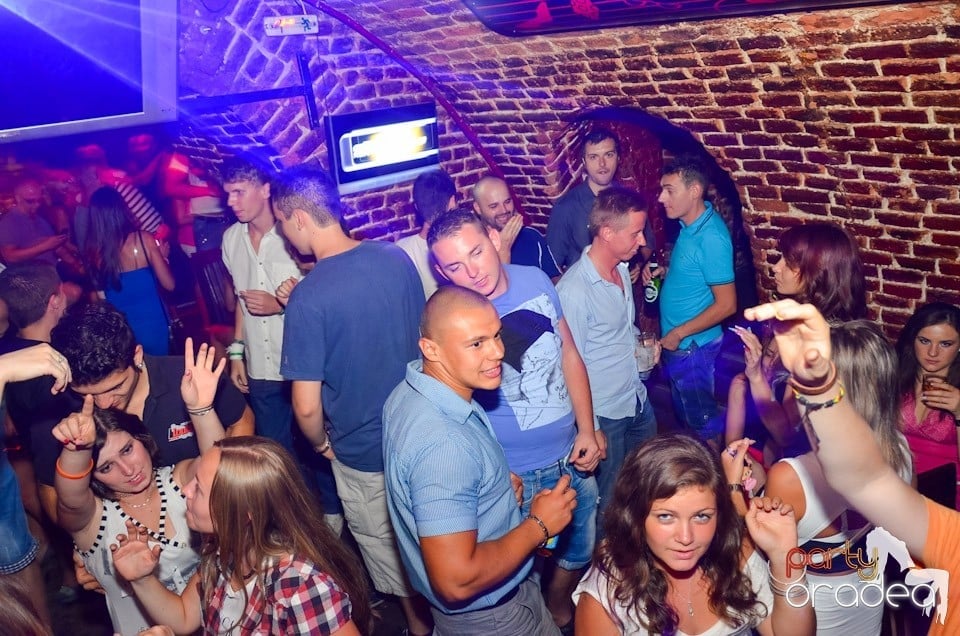 NMD Student's Party în Club Escape, 