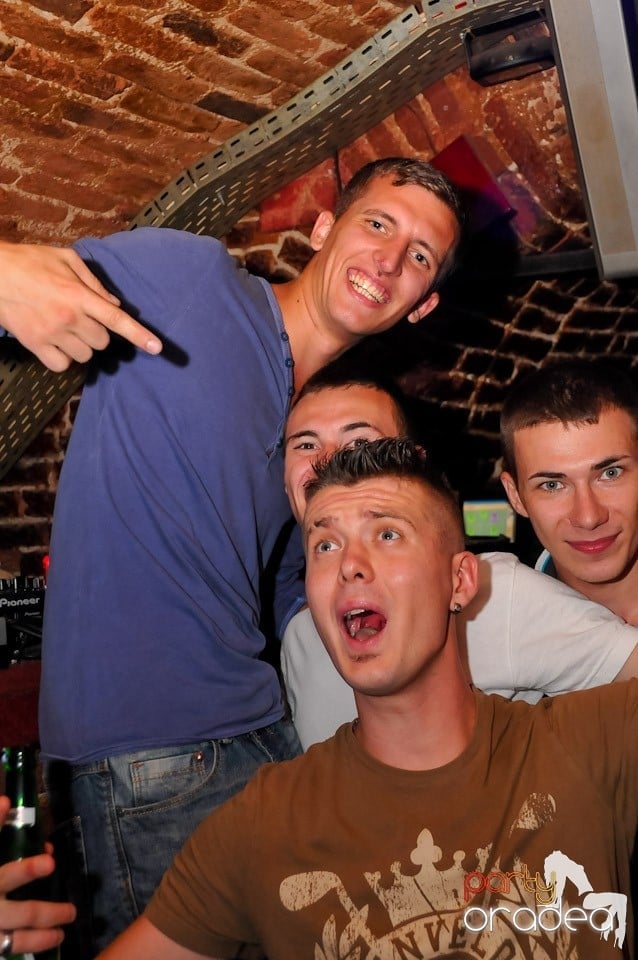 NMD Student's Party în Club Escape, 