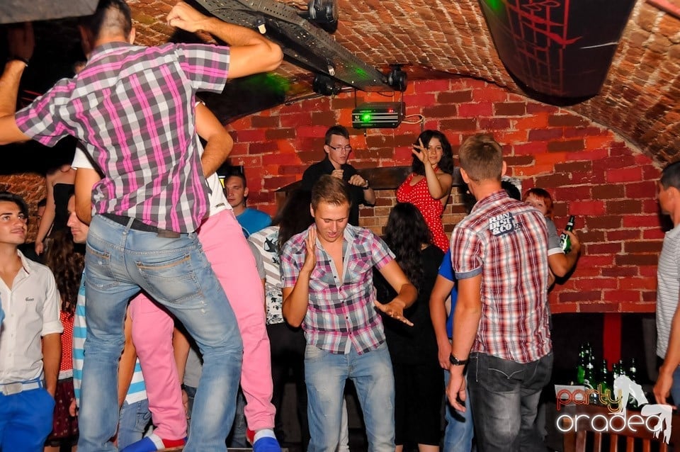 NMD Student's Party în Club Escape, 