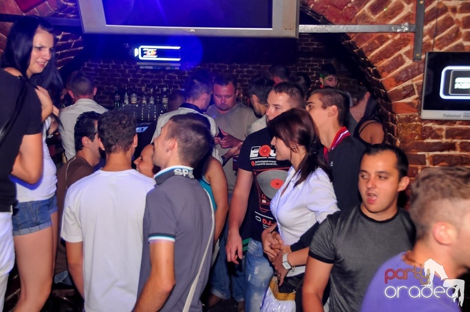 NMD Student's Party în Club Escape, 