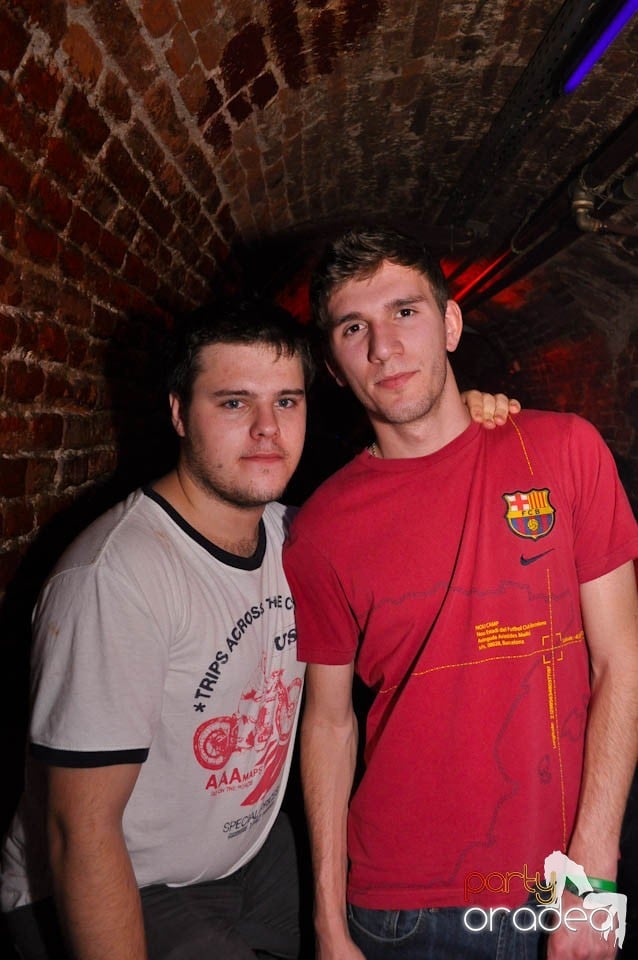 NMD Valentine's Party în Escape, 