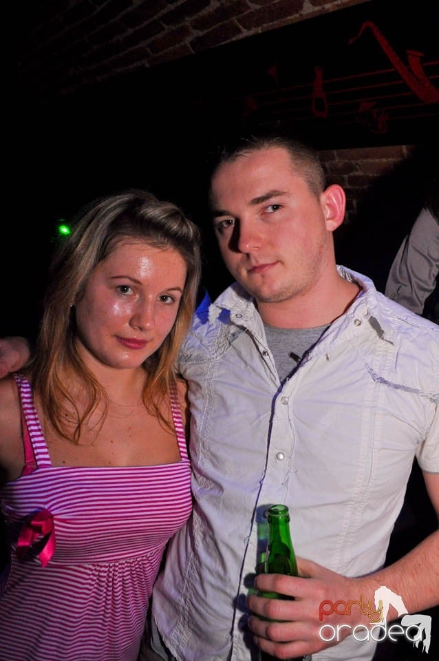 NMD Valentine's Party în Escape, 