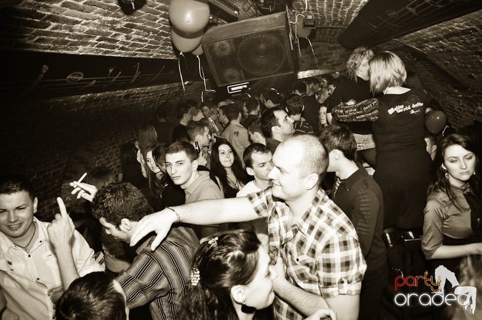 NMD Valentine's Party în Escape, 