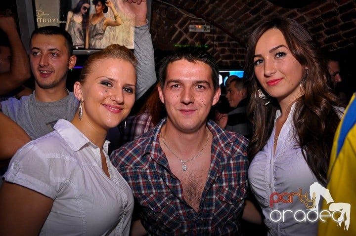 Noapte de distracţie în Escape, 